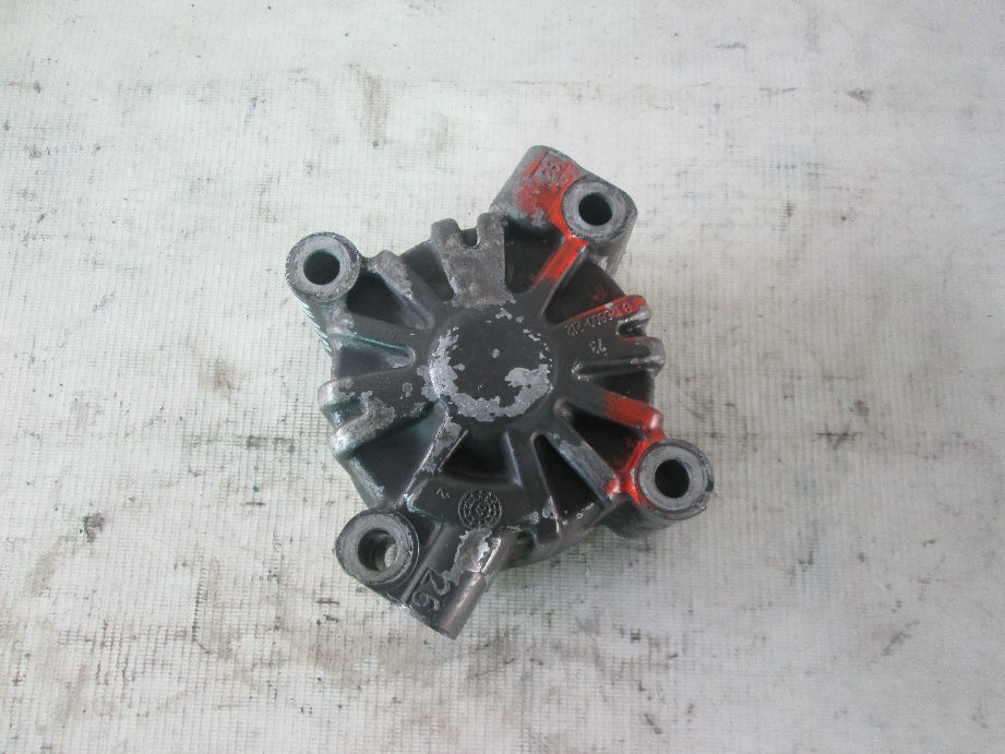 крышка корпуса коробки передач б/у - 2